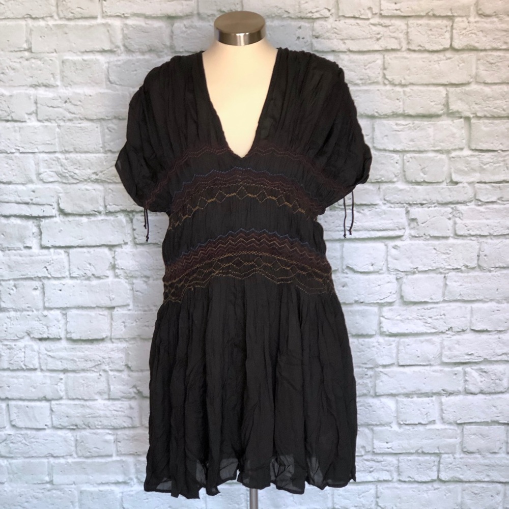FREE PEOPLE NWT Black Love On The Run Dress XS